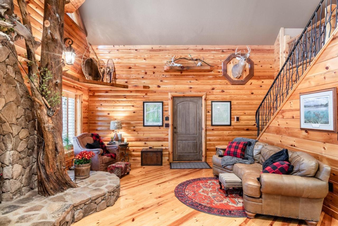 Iron Mountain Lodge - Beautiful Cabin With Forest & Mountain Views! Butler エクステリア 写真